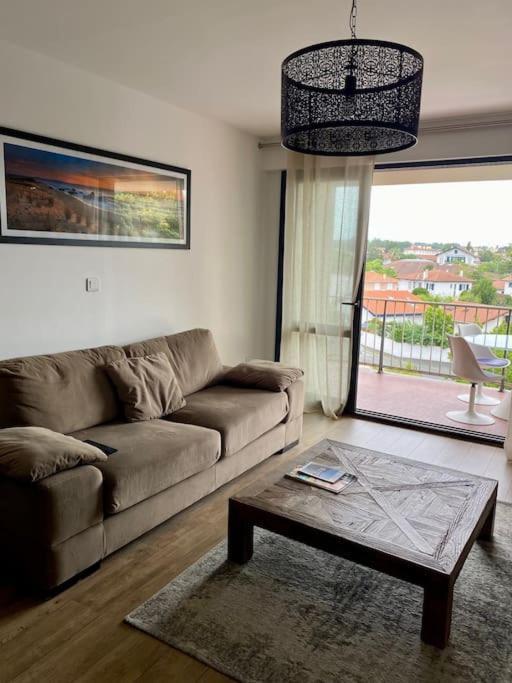 Ferienwohnung T3 - Centre - 75M2 - 2 Sdb - Parking - Calme Anglet Exterior foto