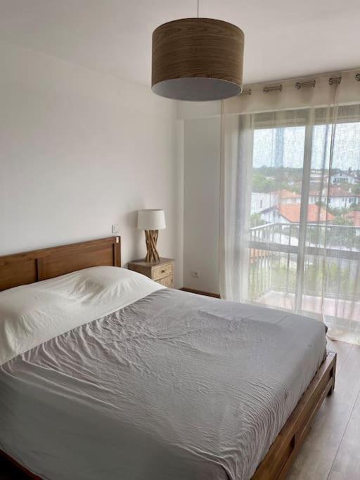 Ferienwohnung T3 - Centre - 75M2 - 2 Sdb - Parking - Calme Anglet Exterior foto